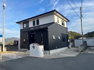 【山口市　Y様邸　外壁・屋根塗装工事】が完工しました♪